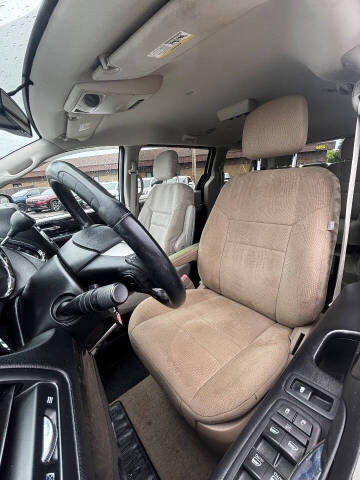 2016 Dodge Grand Caravan SXT