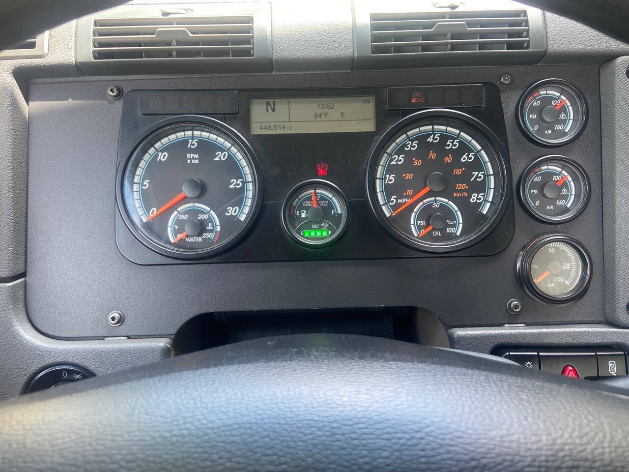 FreightlinerCascadia17