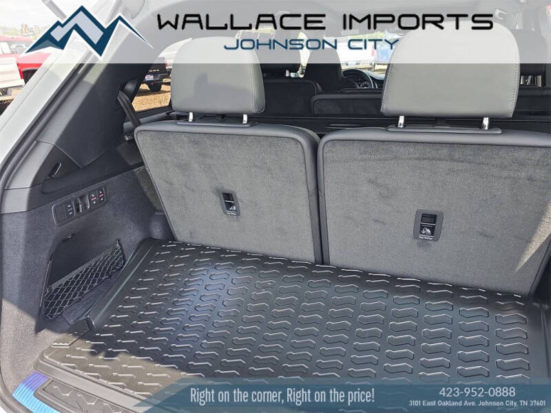 2025 Audi SQ7 4.0T quattro Premium Plus