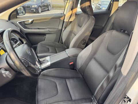 2015 Volvo XC60 T5 Drive-E