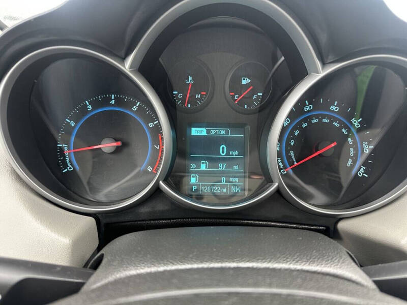 2013 Chevrolet Cruze LS Auto