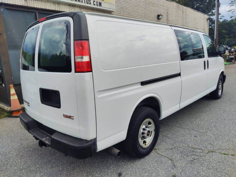 2016 GMC Savana 3500