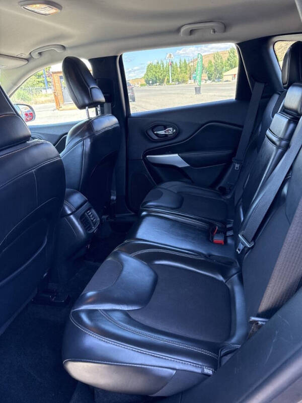 2018 Jeep Cherokee Latitude Plus