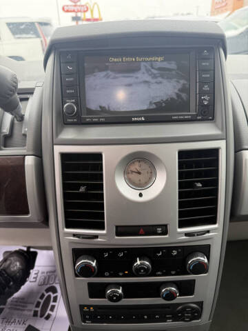 2010 Chrysler Town and Country Touring