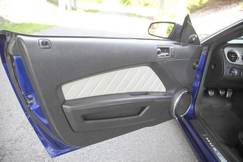 2013 Ford Mustang GT Premium