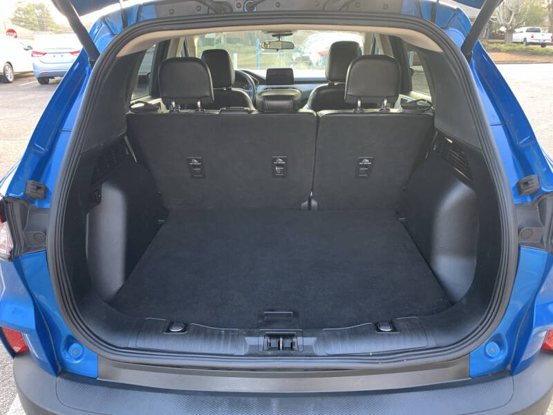 2020 Ford Escape SEL