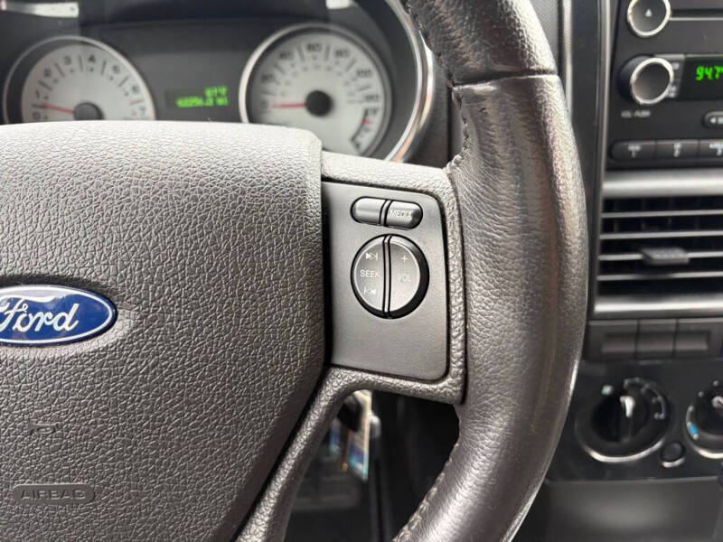 2010 Ford Explorer Sport Trac XLT