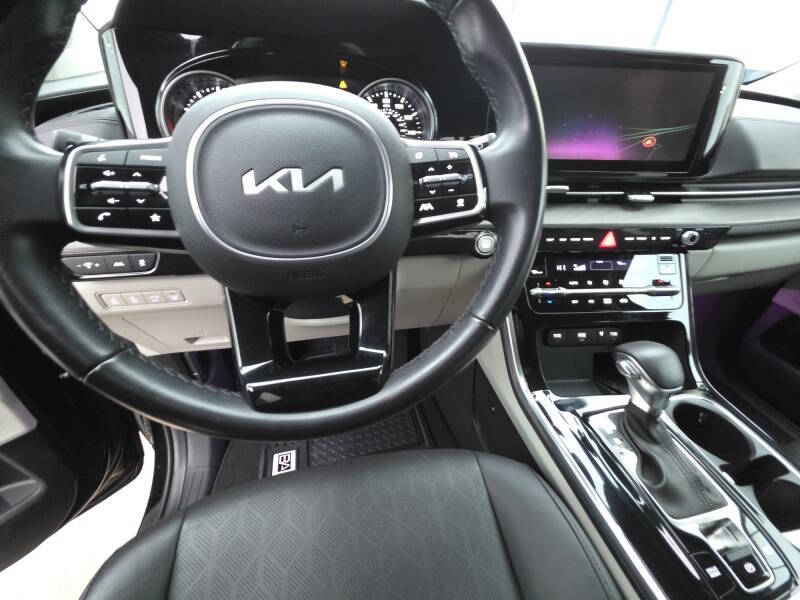 2024 Kia Carnival EX