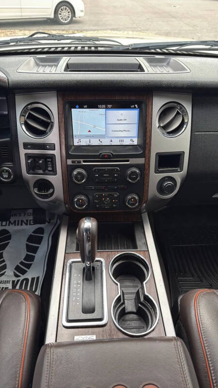 2017 Ford Expedition EL