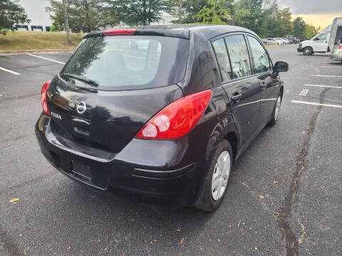 2011 Nissan Versa 1.8 S