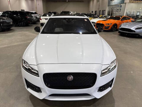 2016 Jaguar XF R-Sport