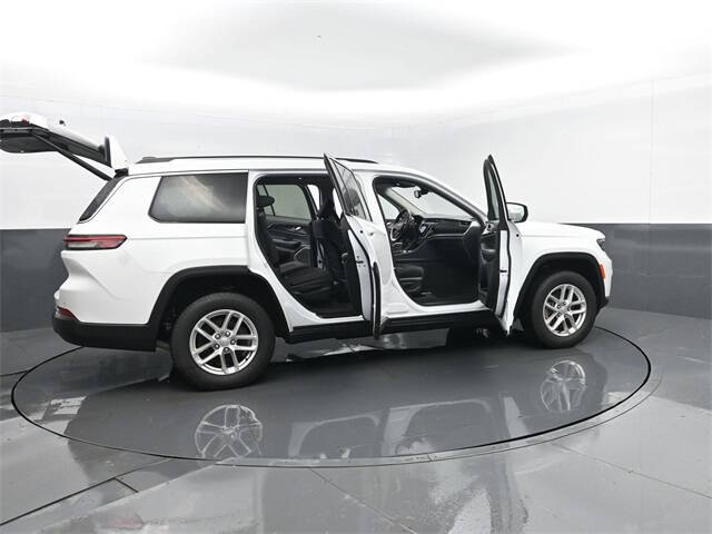 2022 Jeep Grand Cherokee L Laredo