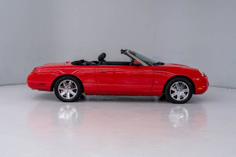 2003 Ford Thunderbird