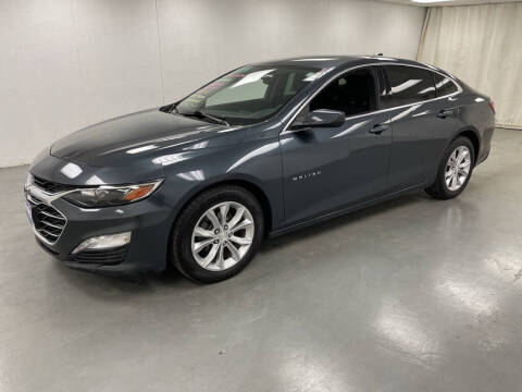 2019 Chevrolet Malibu for sale at Kerns Ford Lincoln in Celina OH