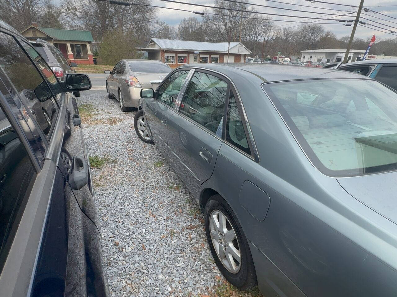 2000 Toyota Avalon for sale at Well-Done Autos LLC in Cedartown, GA