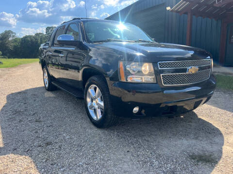 2013 Chevrolet Avalanche for sale at Plantation Motorcars in Thomasville GA