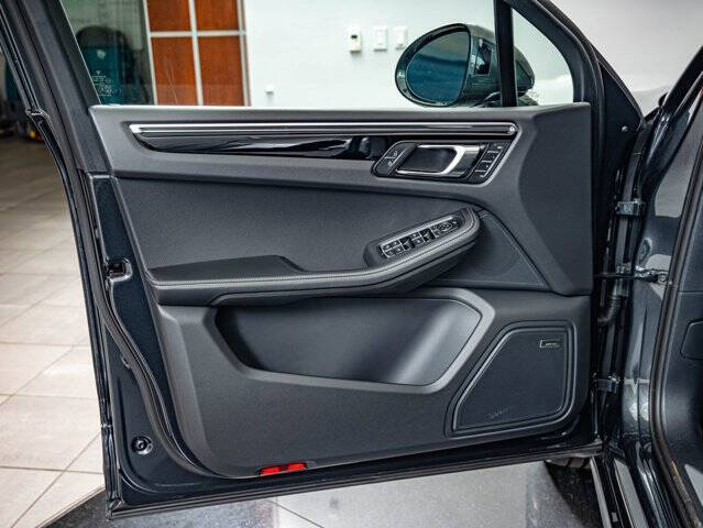 2026 Porsche Macan S