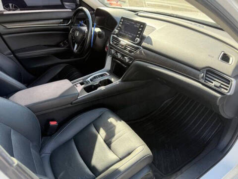 2022 Honda Accord Hybrid Touring