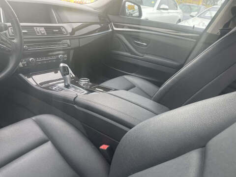 2014 BMW 5 Series 528i