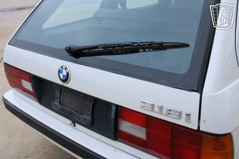 1988 BMW 3 Series