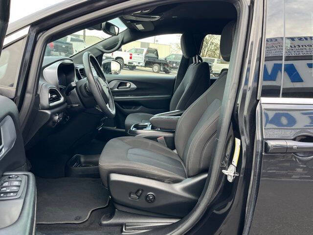 2022 Chrysler Pacifica Touring