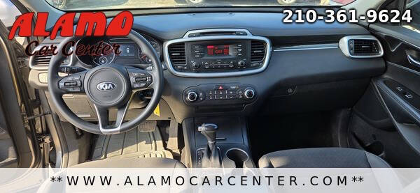 2017 Kia Sorento L