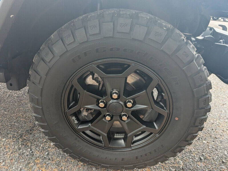 2022 Jeep Gladiator Willys Sport