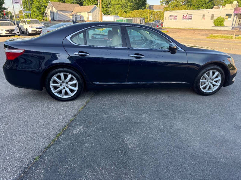 2007 Lexus LS 460