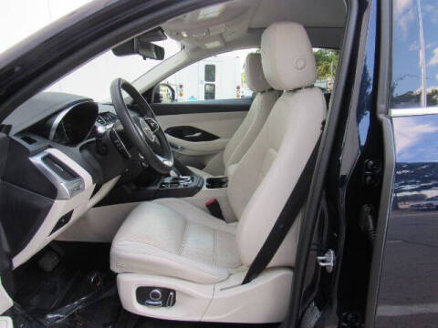 2022 Jaguar E-PACE P250 SE