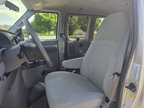 2008 Ford E-Series E-150 XLT