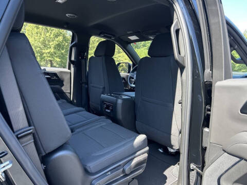 2025 Chevrolet Tahoe LS