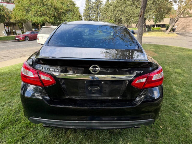 2016 Nissan Altima 2.5 SR