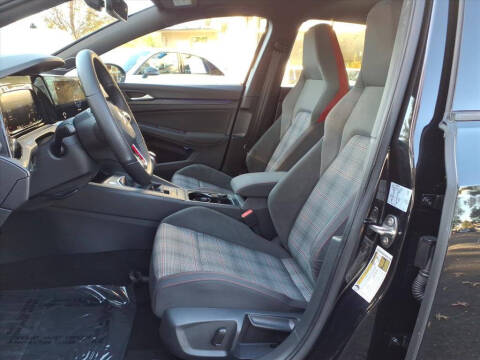 2022 Volkswagen Golf GTI SE