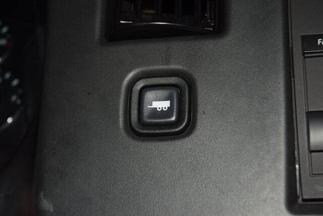 2025 Chevrolet Express LS 3500