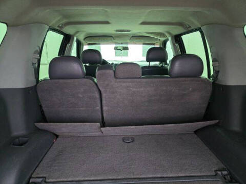 2004 Ford Explorer XLS