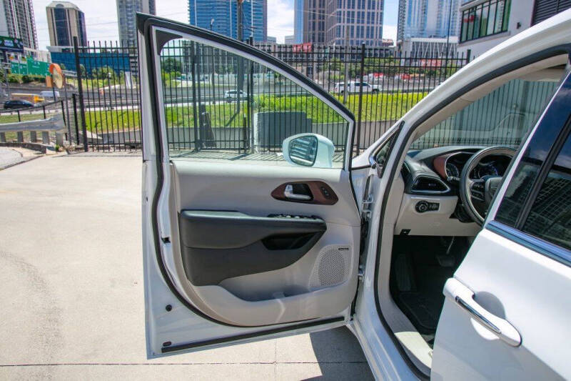 2017 Chrysler Pacifica Limited