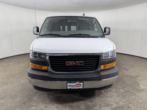 2022 GMC Savana 2500
