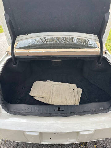 2011 Cadillac DTS Premium Collection