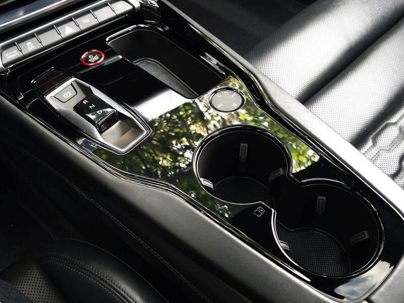 2024 Audi e-tron GT quattro Premium Plus