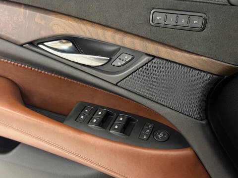 2020 Cadillac Escalade Premium Luxury