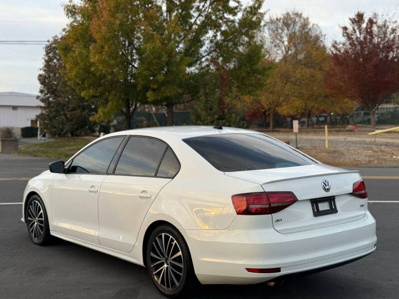 2016 Volkswagen Jetta 1.8T Sport