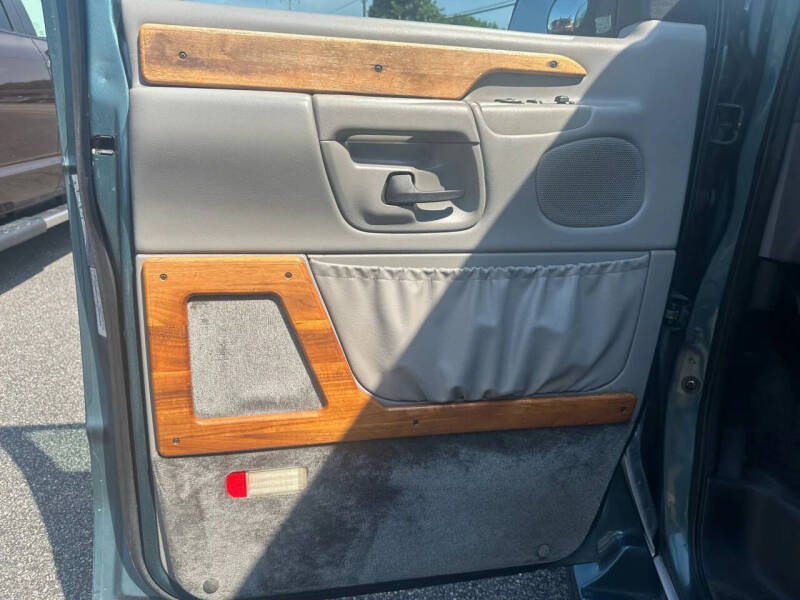 1997 Ford E-Series E-150