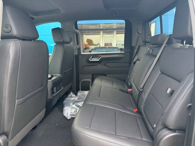 2026 Chevrolet Silverado 3500 HD LT - Photo 12