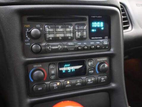 2004 Chevrolet Corvette