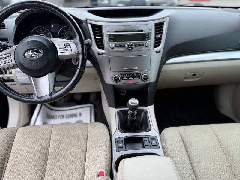 2011 Subaru Outback 2.5i Premium