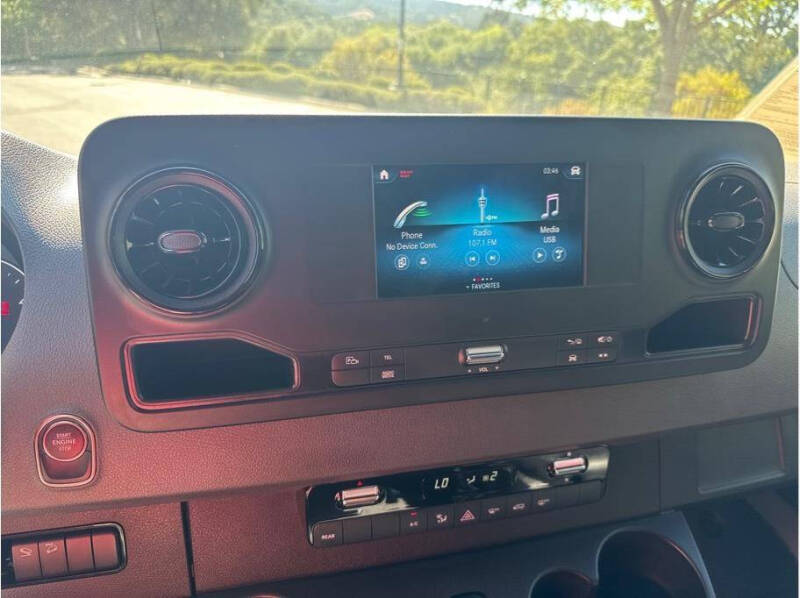 2022 Mercedes-Benz Sprinter 2500