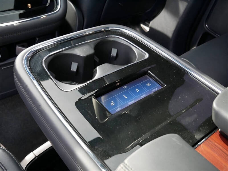 2022 Lincoln Navigator L Reserve