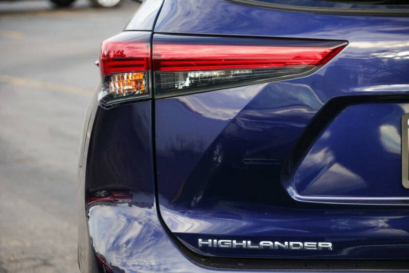 2022 Toyota Highlander XLE