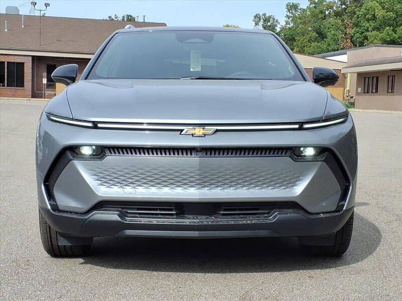 2026 Chevrolet Equinox EV LT 2