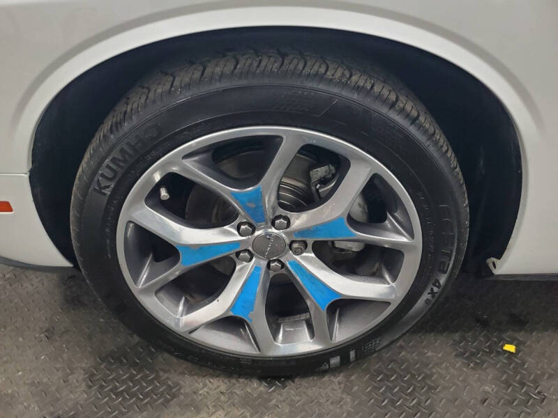 2015 Dodge Challenger SXT Plus